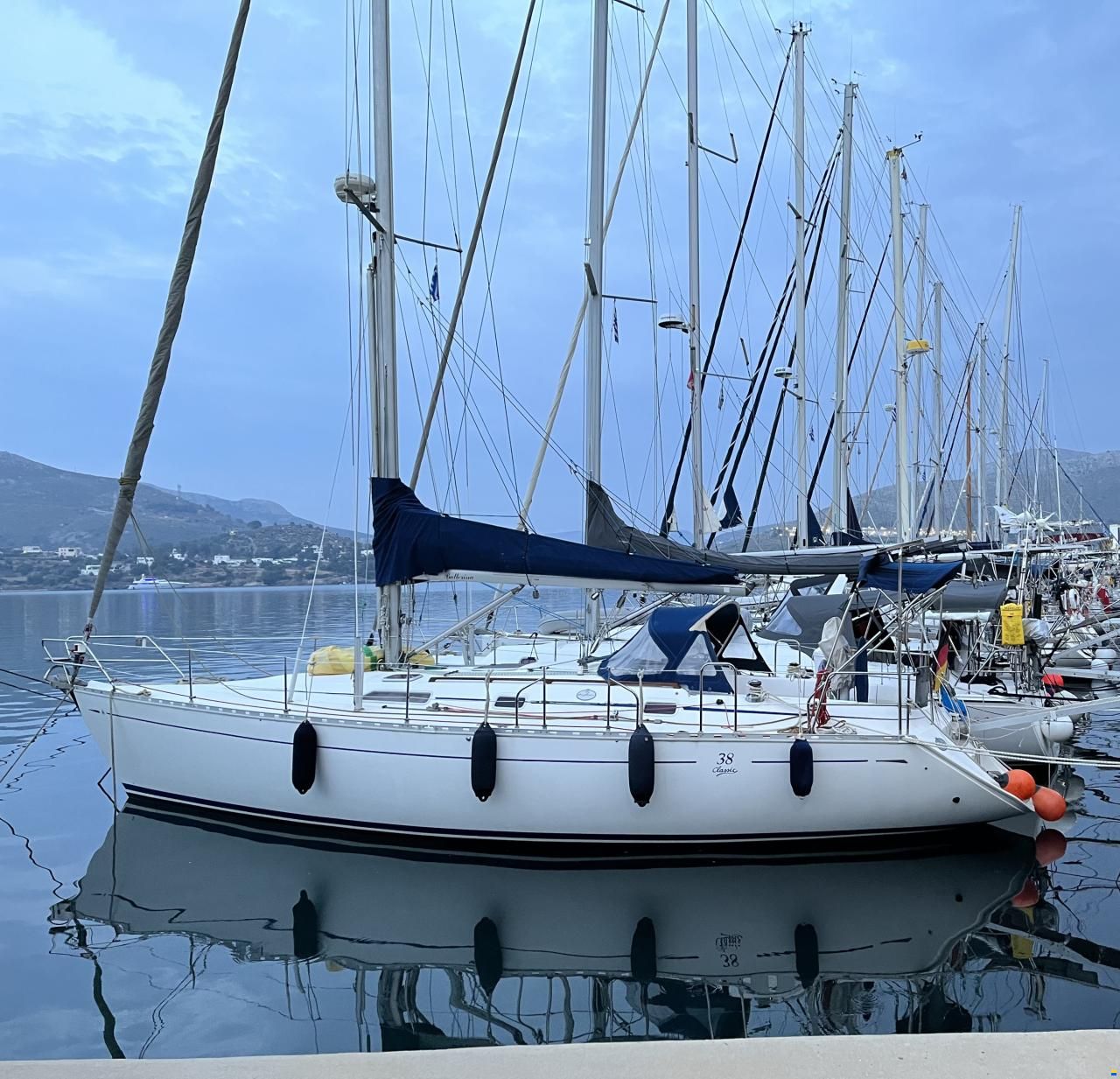 Dufour 38 Classic