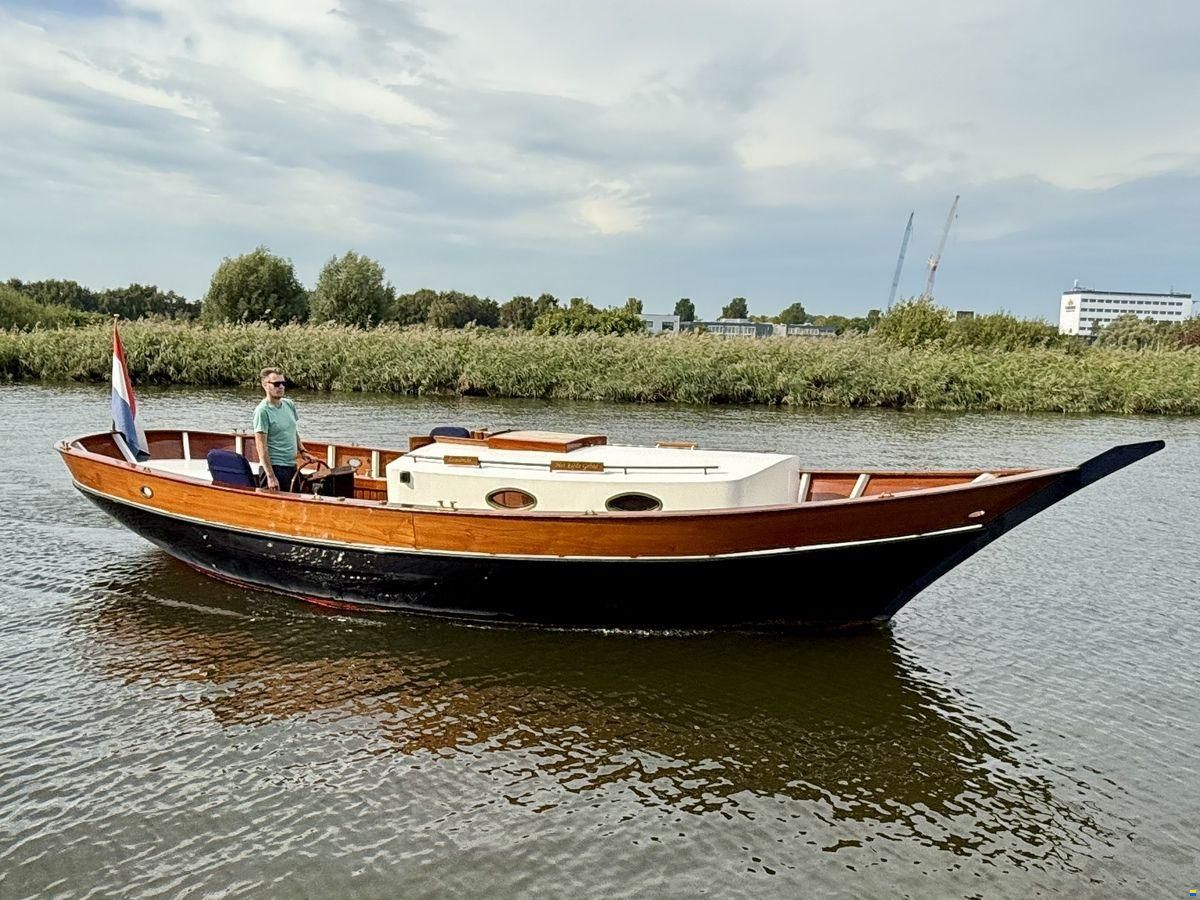 Qullet 900 Kajuitsloep