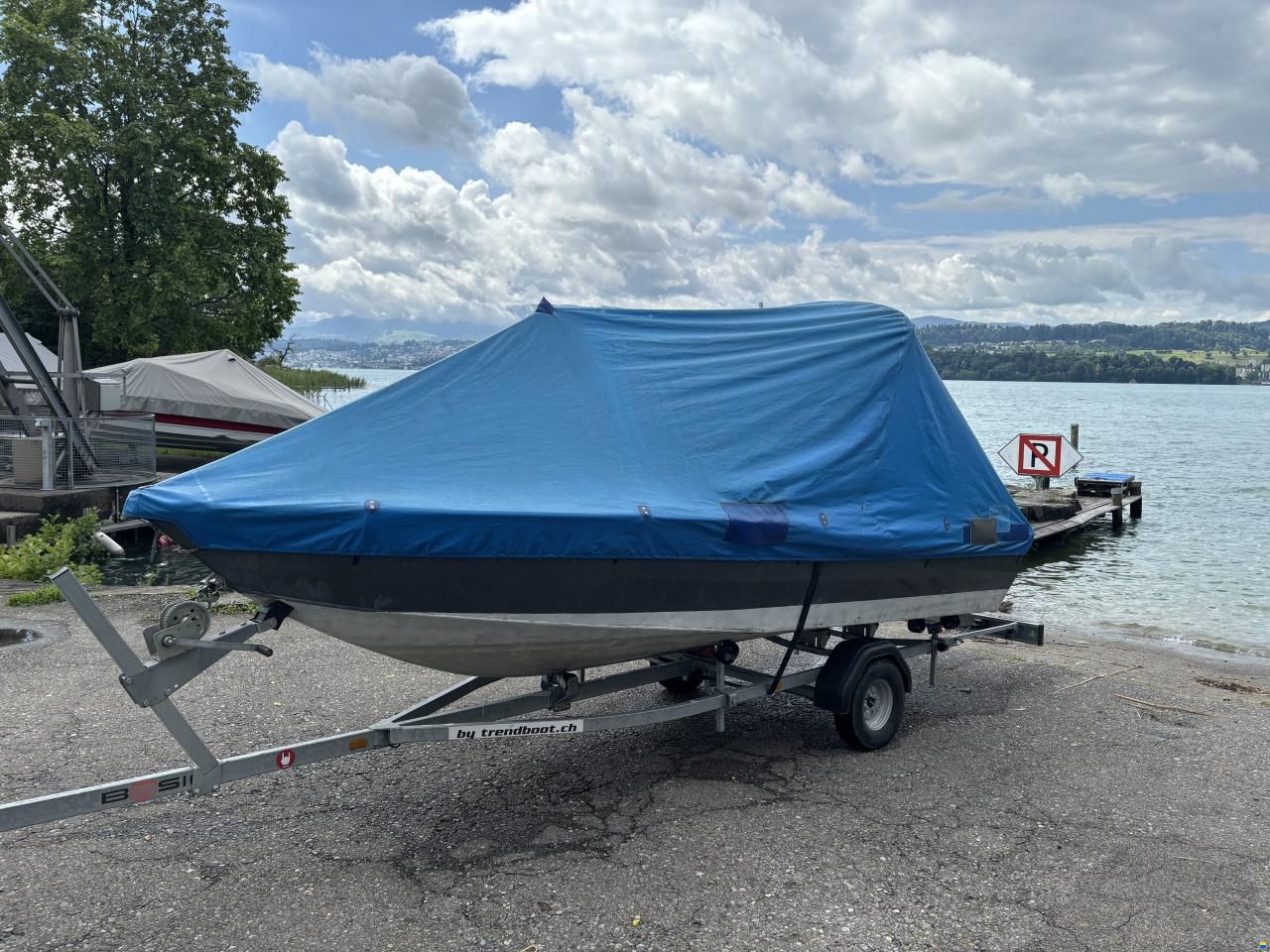 Tracker Marine Super Guid V16 SC