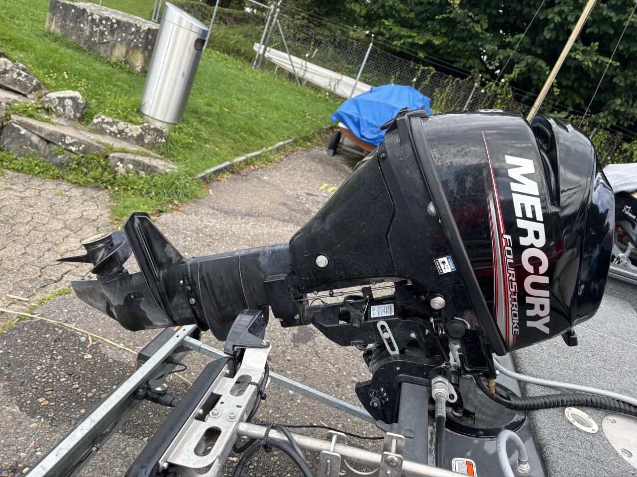 Tracker Marine Super Guid V16 SC