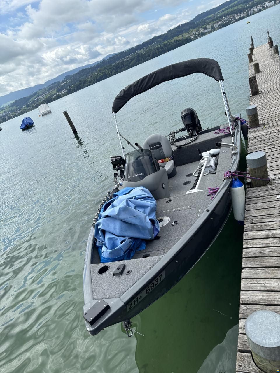 Tracker Marine Super Guid V16 SC