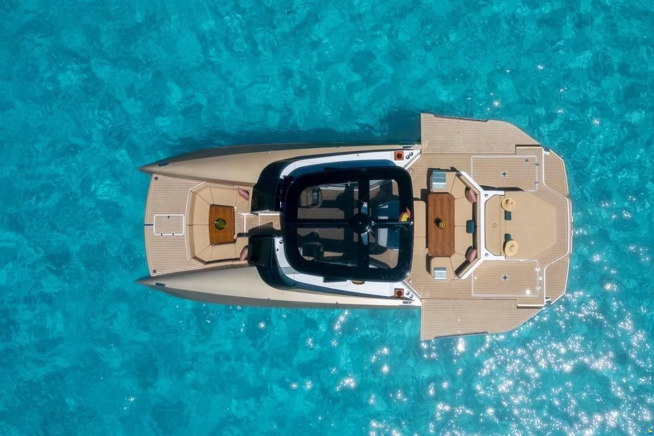 Catamaran Money Penny Seavy 11