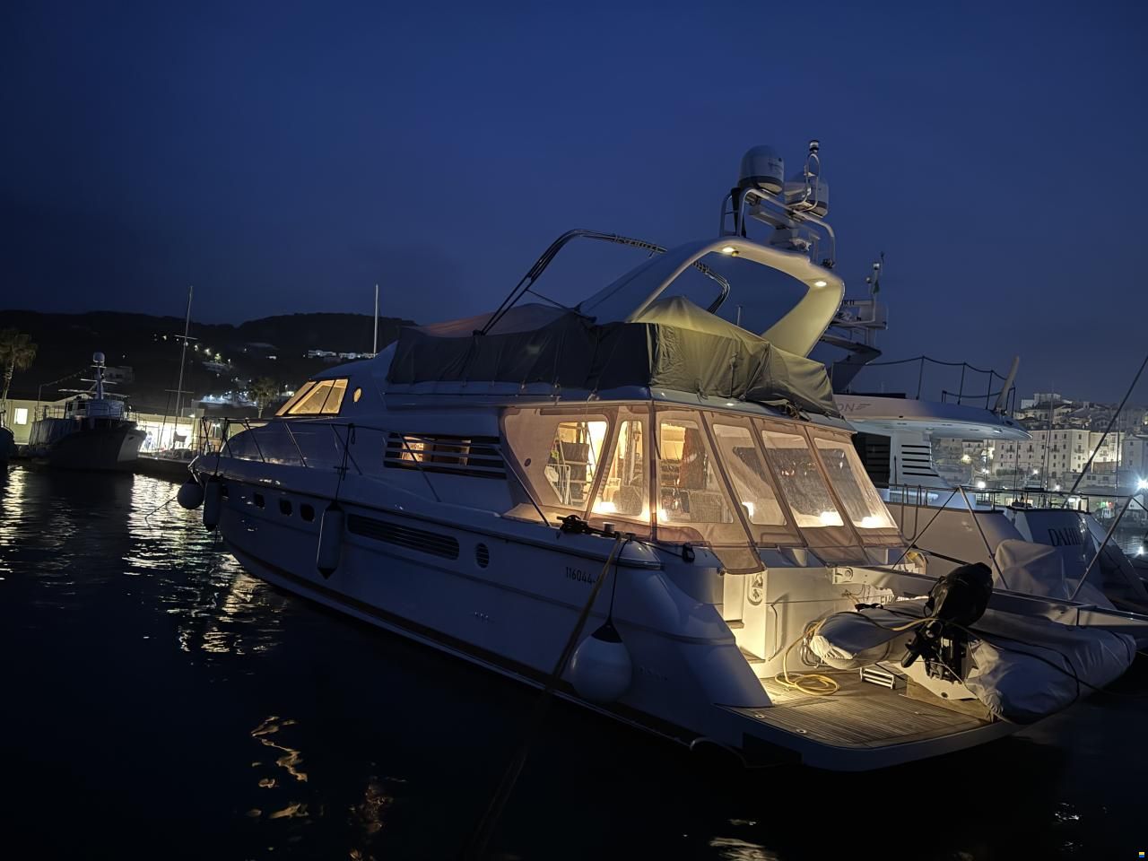 Fairline Squadron 62