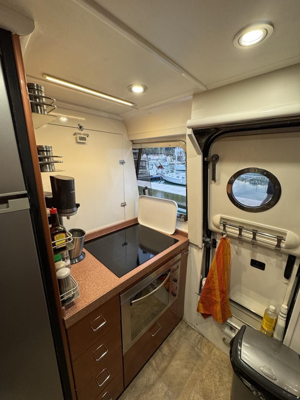 Fairline Squadron 62