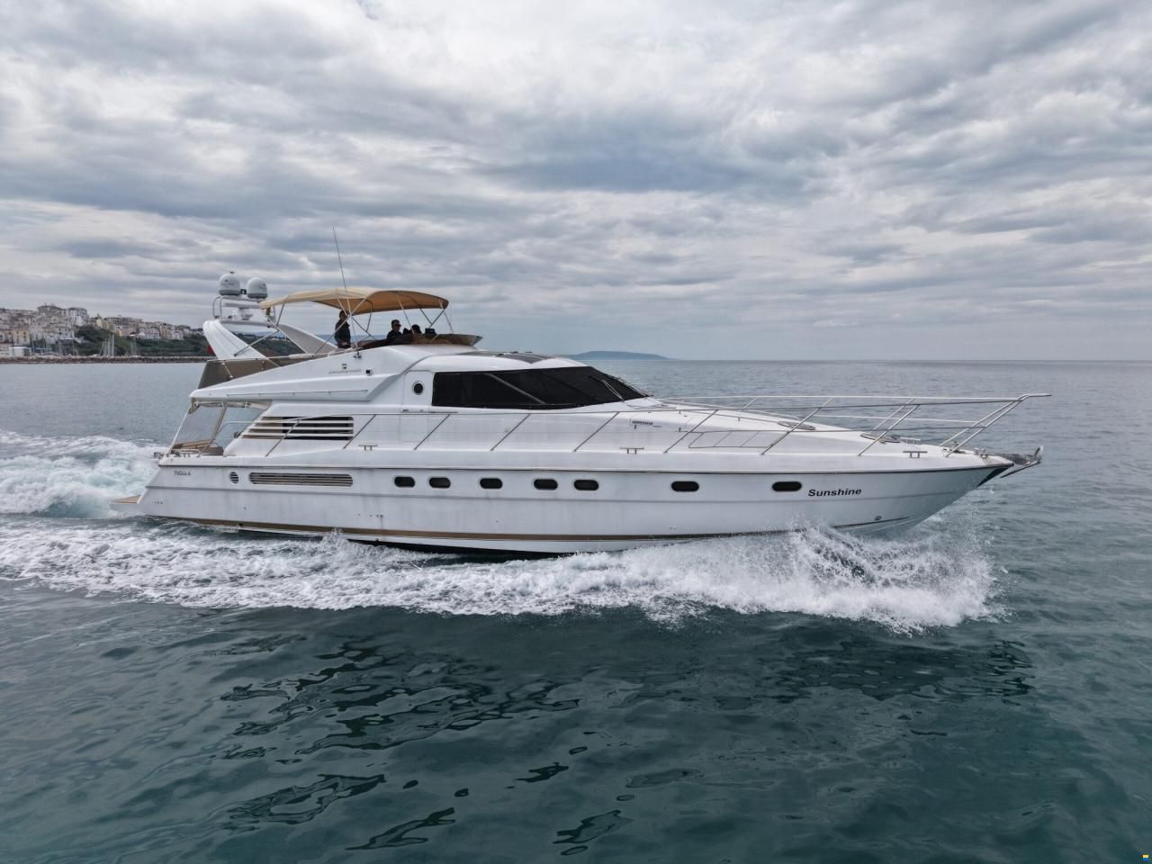 Fairline Squadron 62