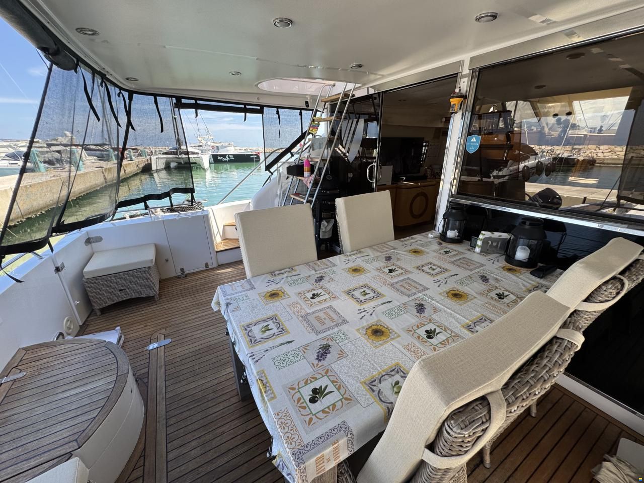 Fairline Squadron 62