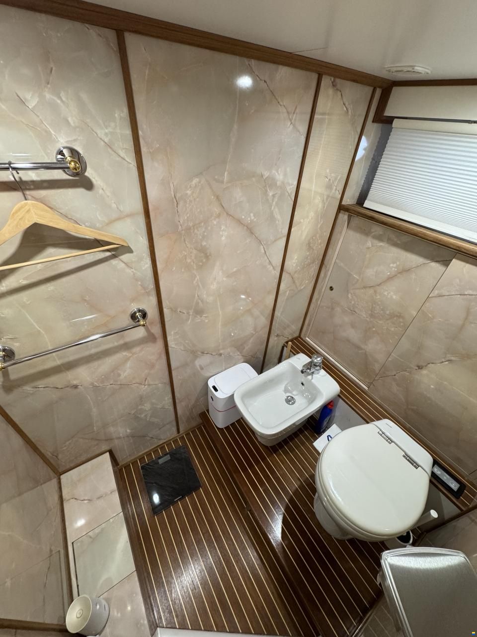 Fairline Squadron 62