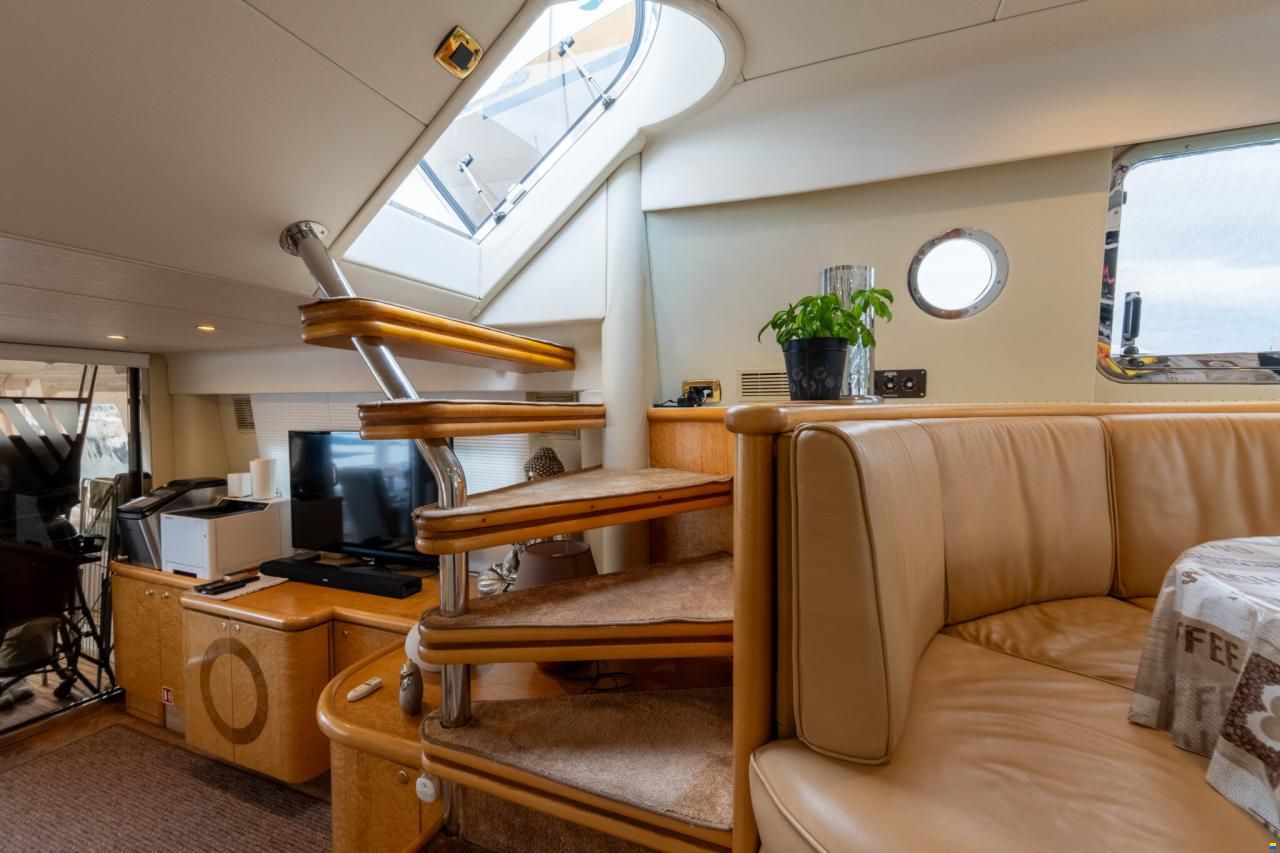 Fairline Squadron 62