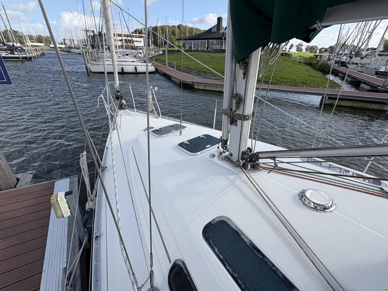 Beneteau Oceanis 321 Jubilee