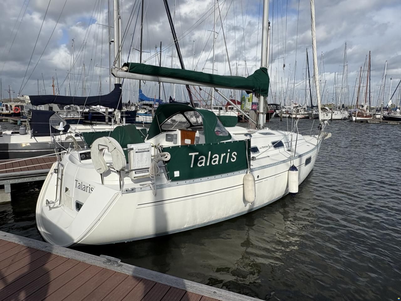 Beneteau Oceanis 321 Jubilee