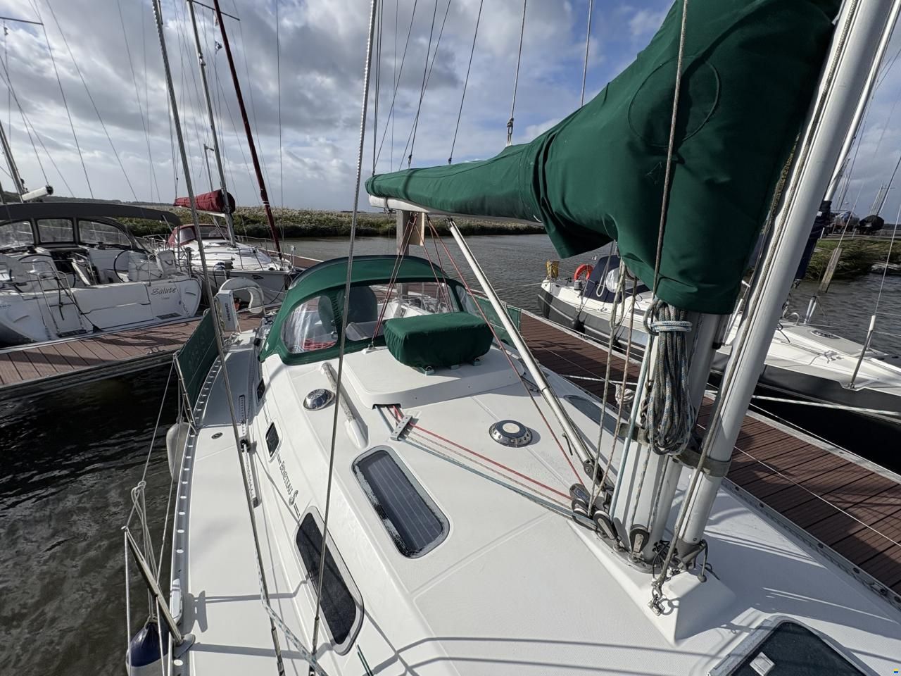 Beneteau Oceanis 321 Jubilee