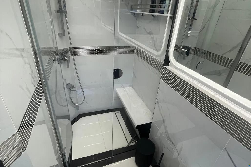 Galeon 700 Sky