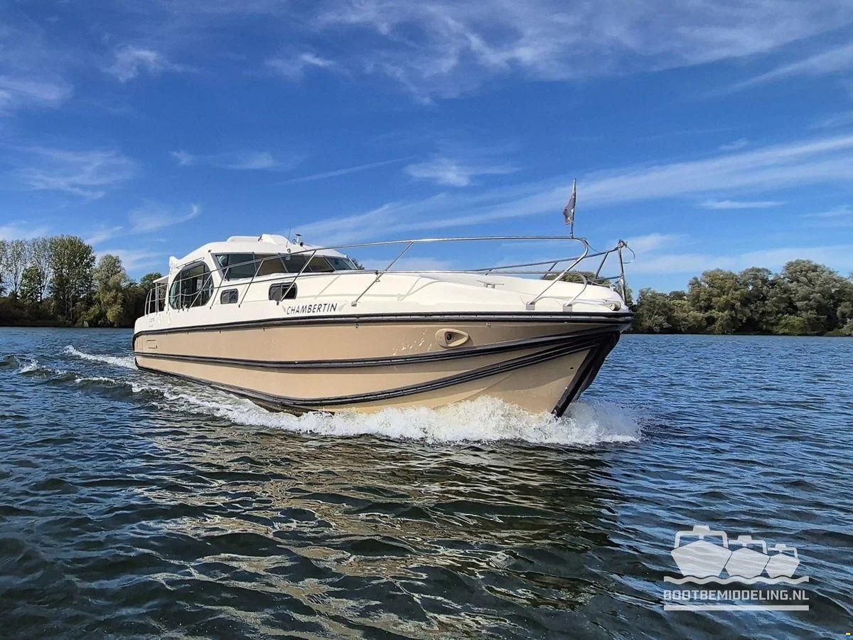Nicols Yacht Sixto Prestige