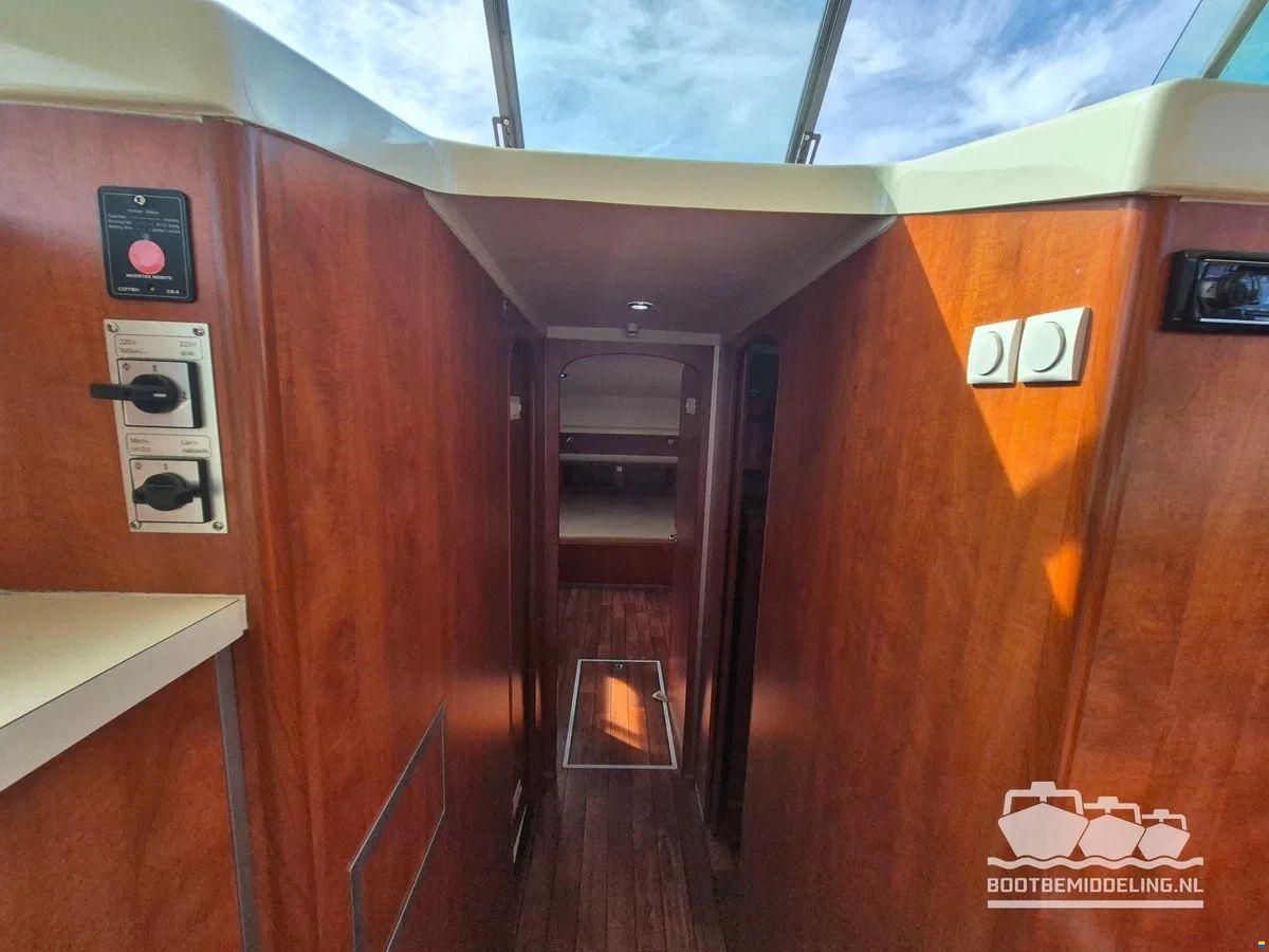 Nicols Yacht Sixto Prestige