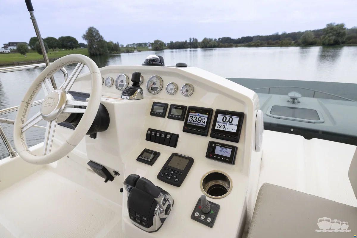 Cranchi Eco Trawler 43 Long Distance