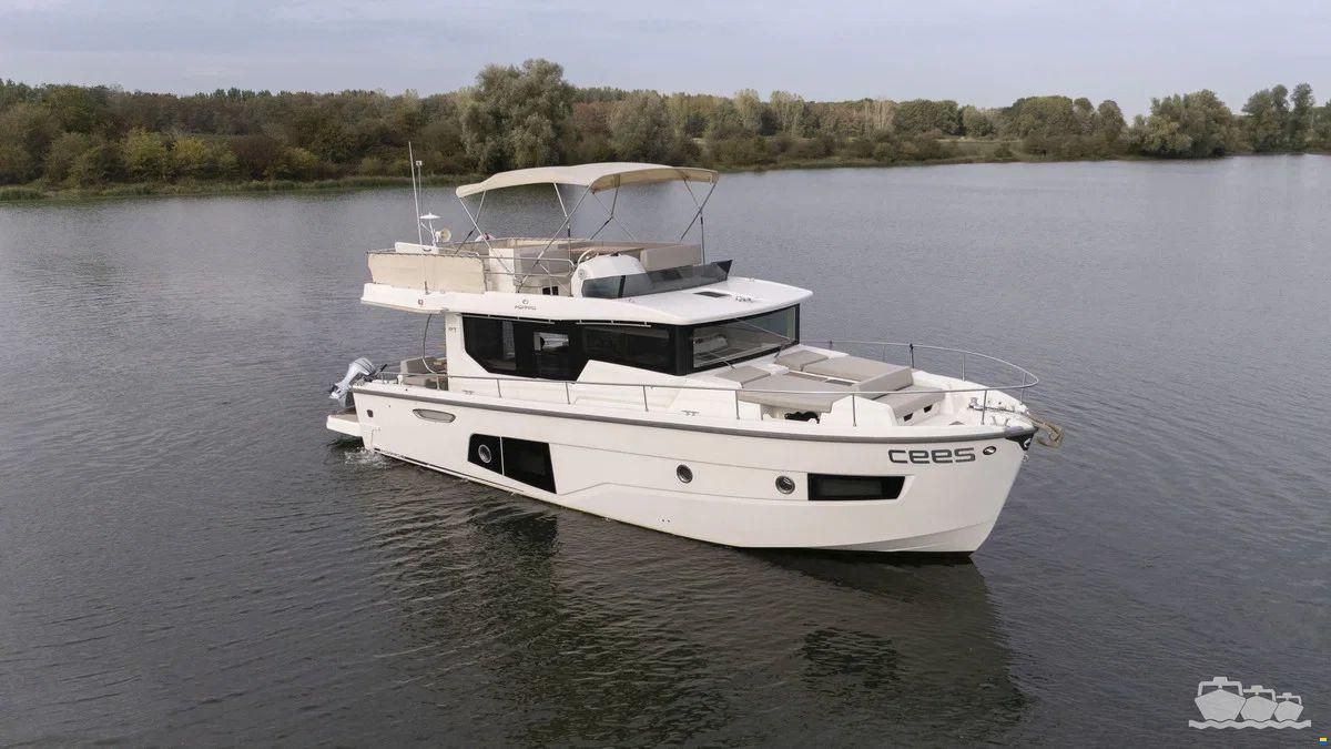 Cranchi Eco Trawler 43 Long Distance
