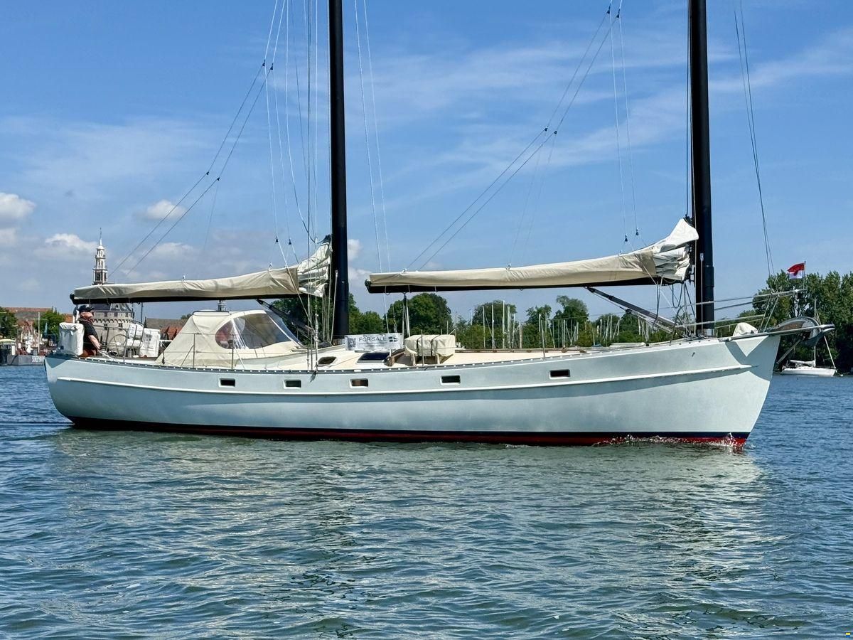 Freedom 44