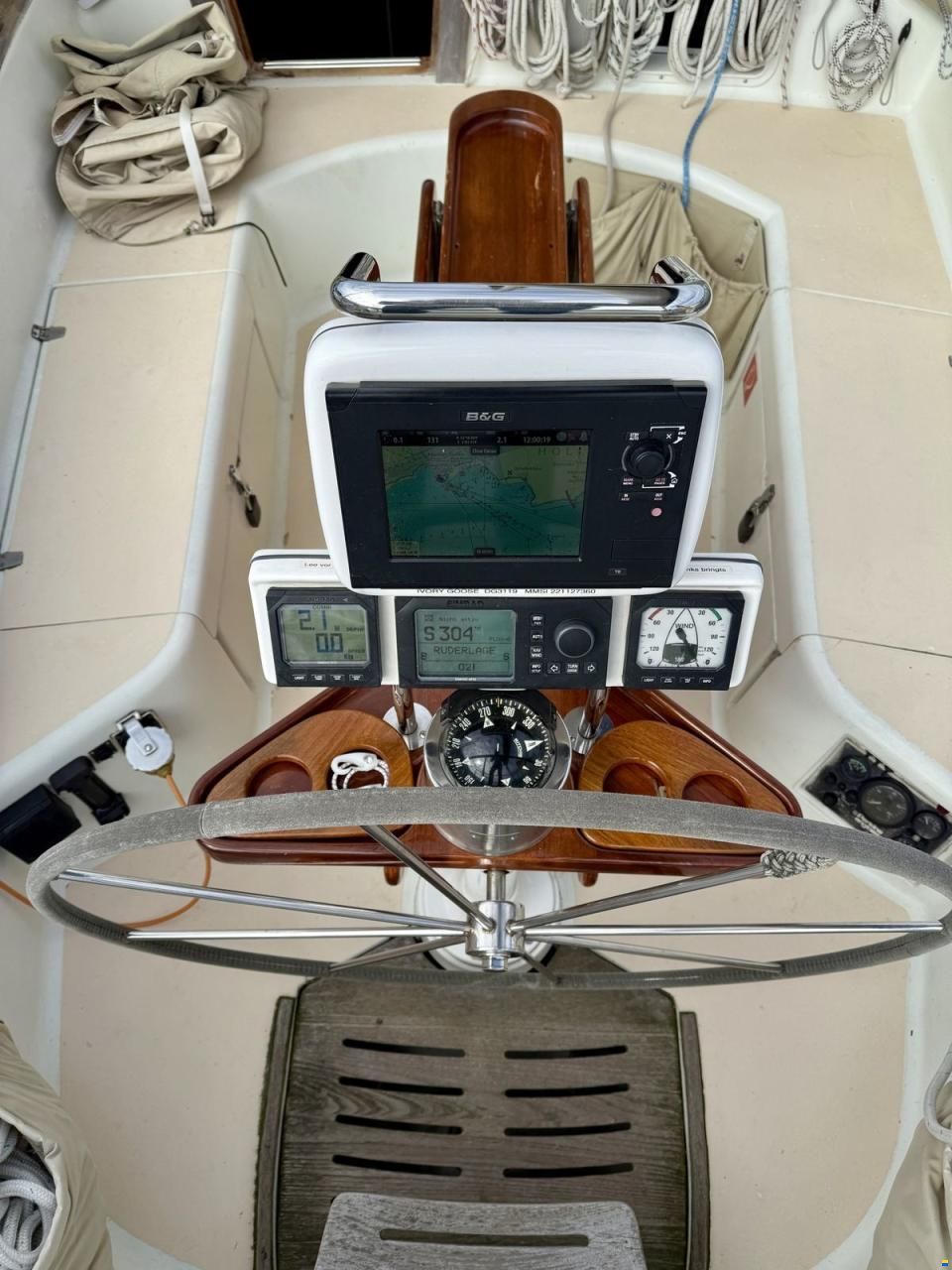 Freedom 44