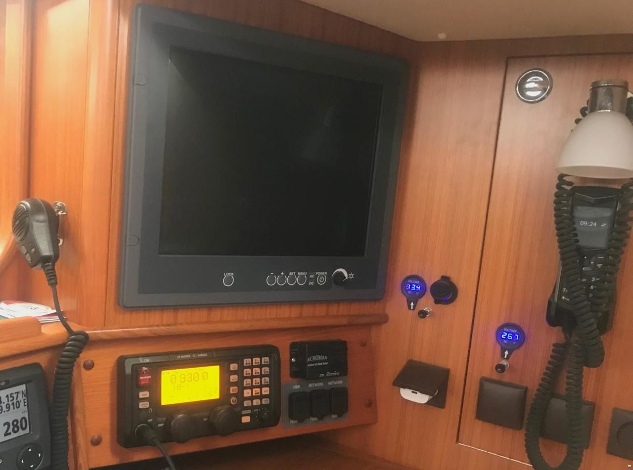 Hallberg-Rassy 54