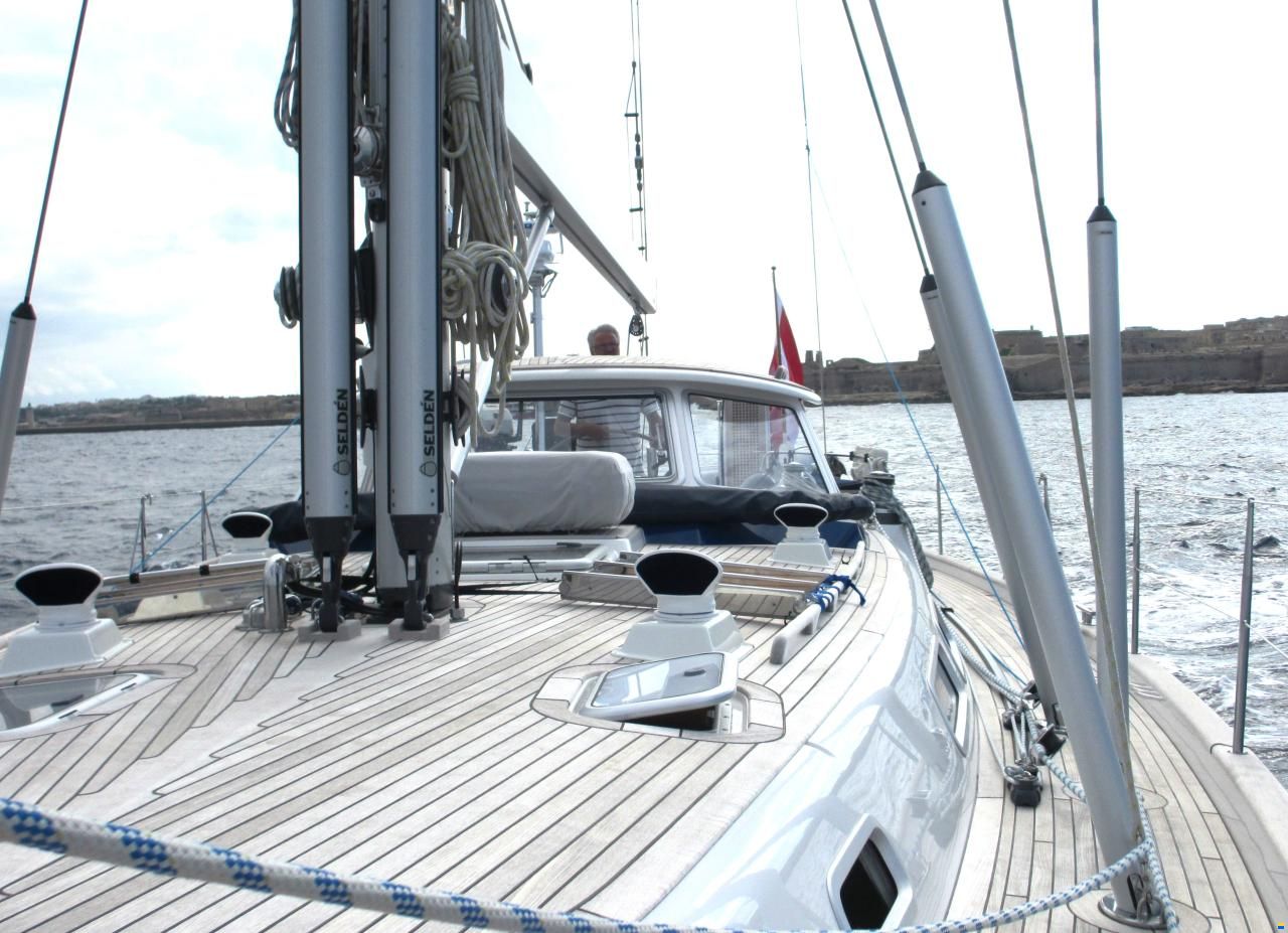 Hallberg-Rassy 54