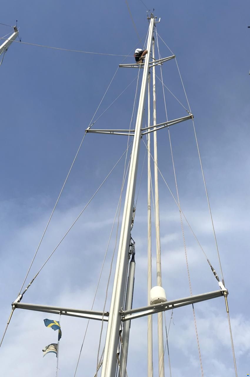 Hallberg-Rassy 54