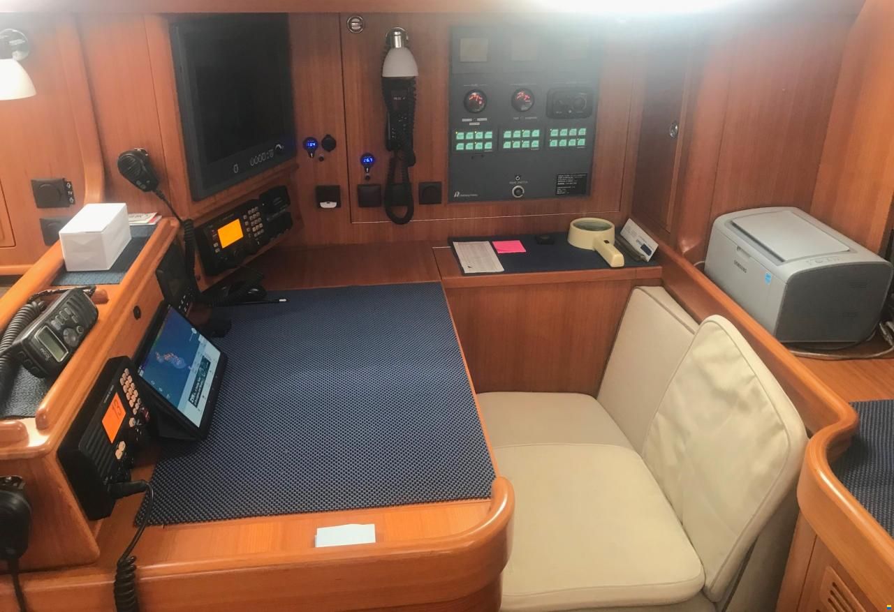 Hallberg-Rassy 54