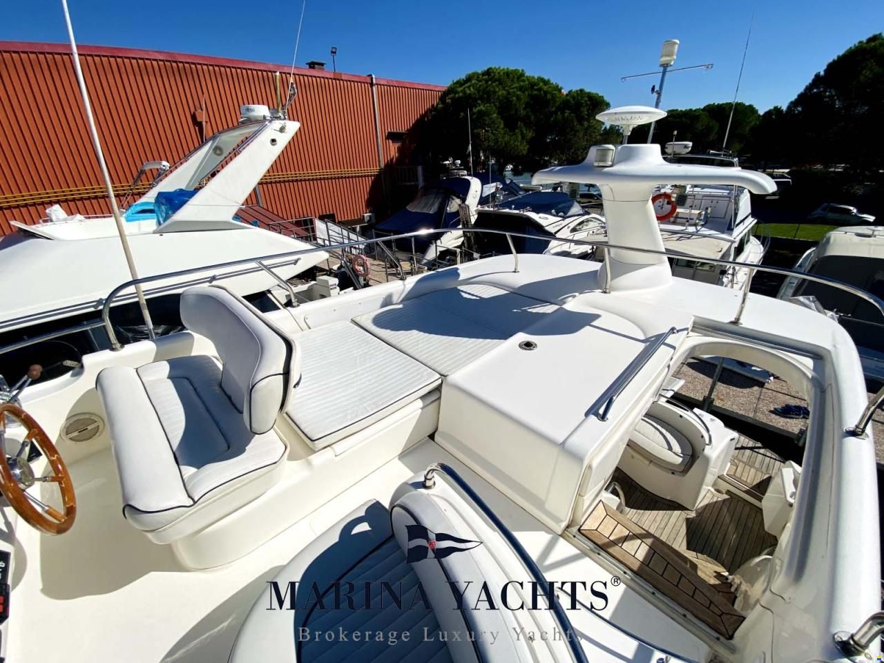 Sealine F44
