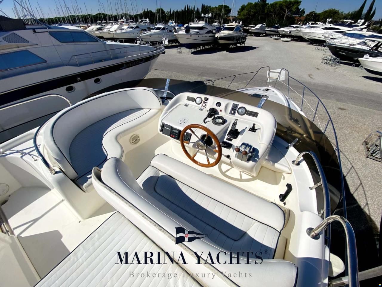 Sealine F44