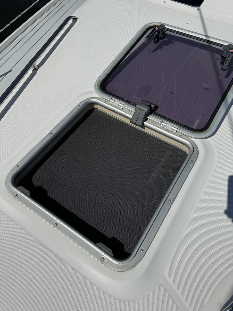 Hunter Marine Hunter 410