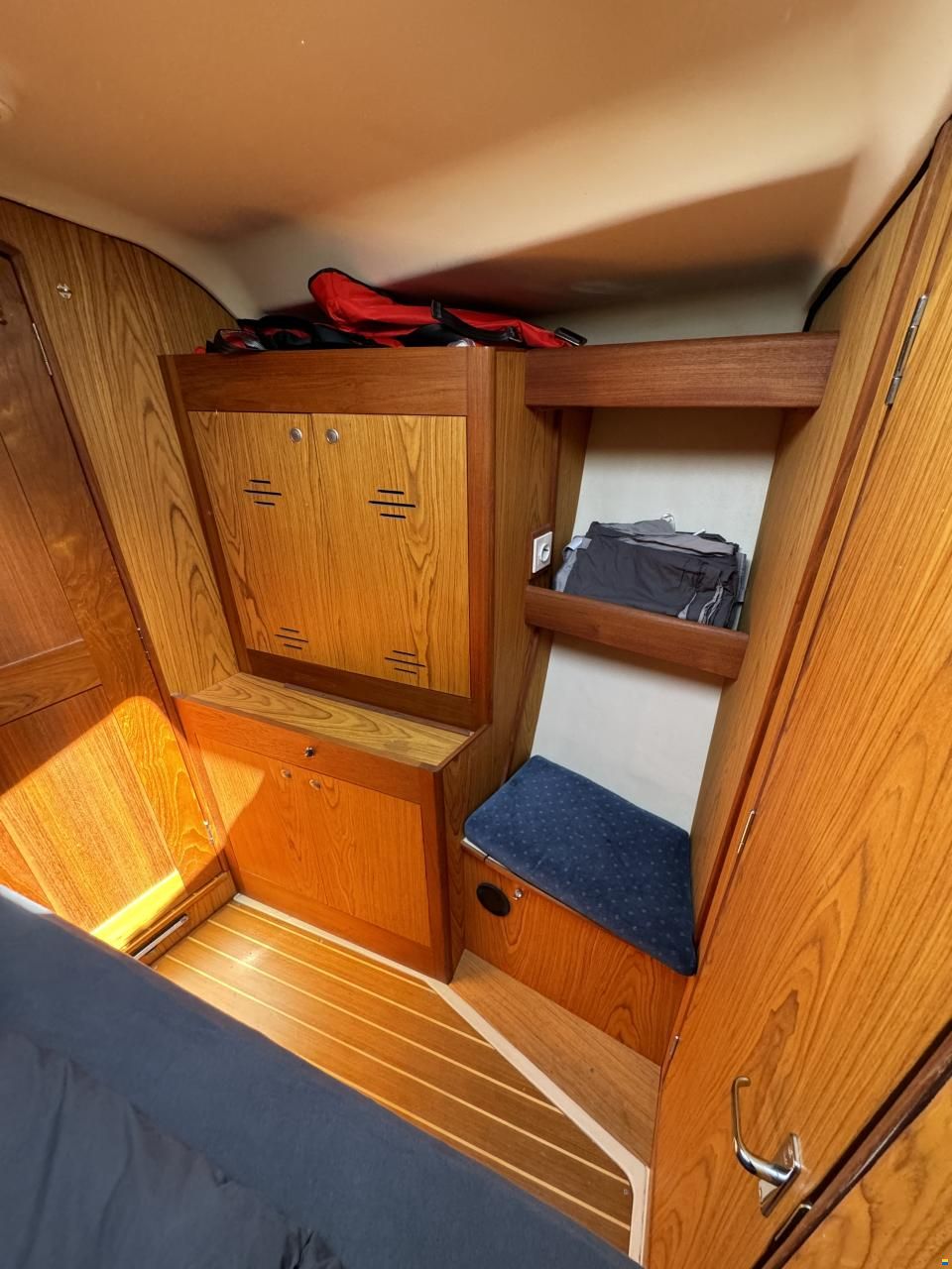 Hunter Marine Hunter 410