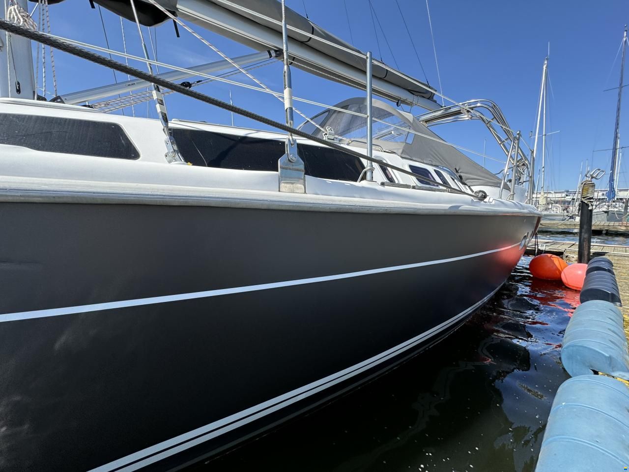 Hunter Marine Hunter 410