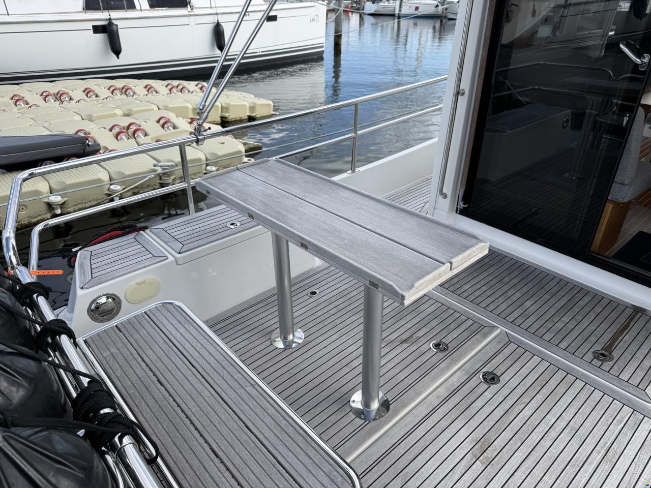 Paragon Yachts 31 Cabin