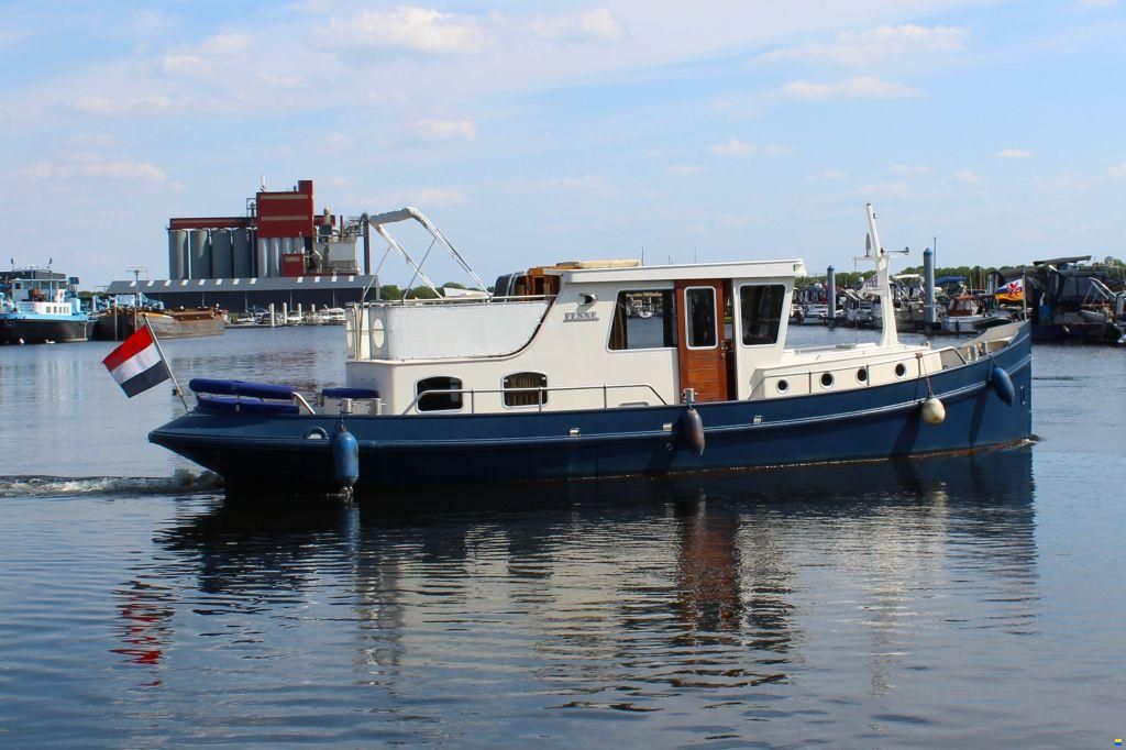 Progress Motorboot 1916 Motorboot Ex Sleepboot, EUR 64.000,-