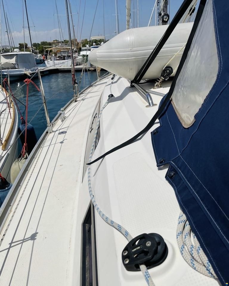 Bavaria Cruiser 37