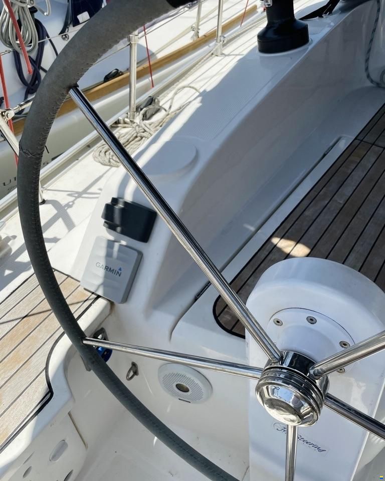 Bavaria Cruiser 37