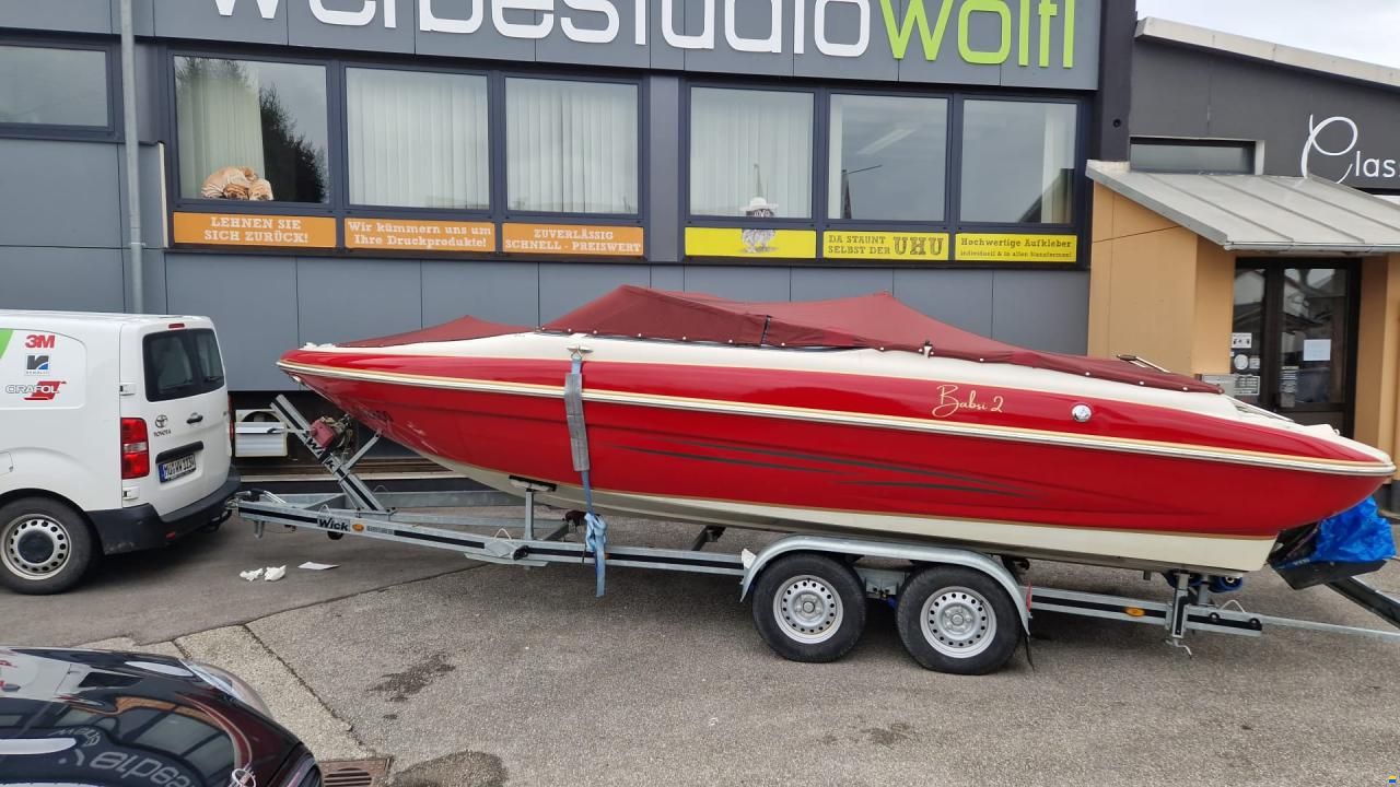 Glastron GX 235 BR