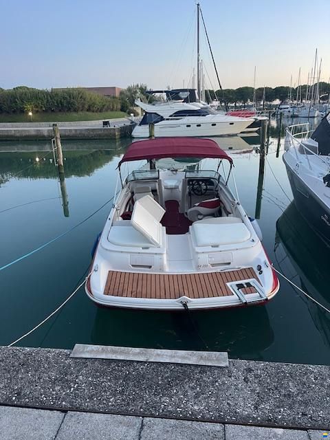 Glastron GX 235 BR