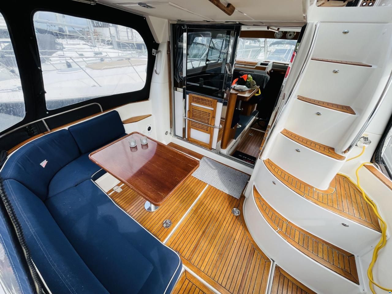 Nimbus 380 Carisma Flybridge