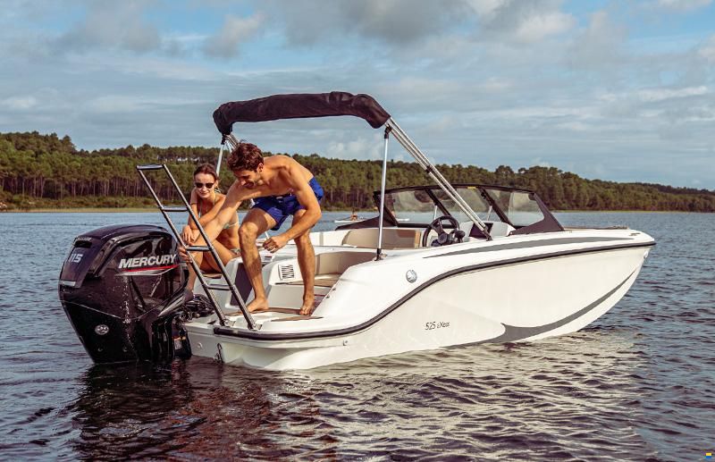 Quicksilver 525 AXESS / Mercury 100 prêt à naviguer