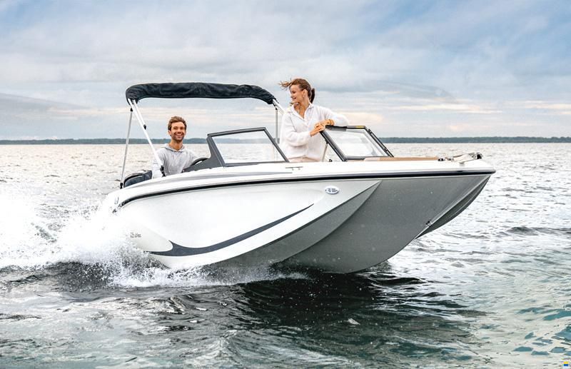 Quicksilver 525 aXess/Mercury 8CV injection/prêt à n