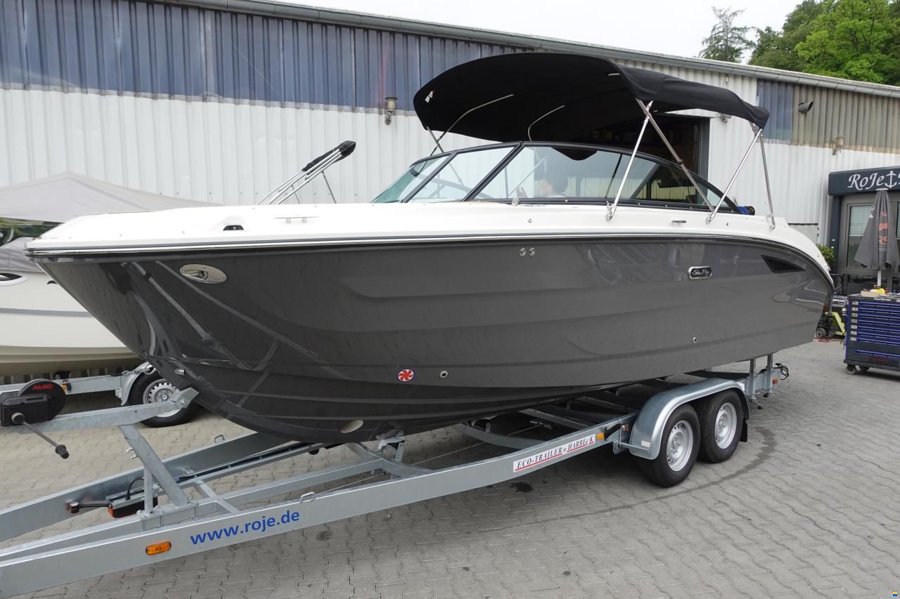 Sea Ray SDX250E & Trailer