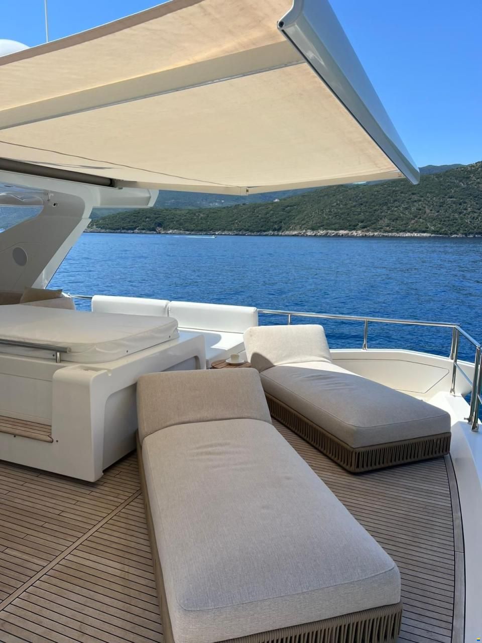 Azimut 80