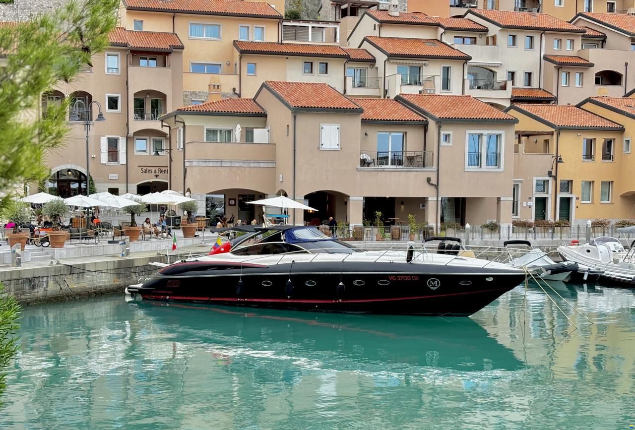 Sunseeker Predator 58