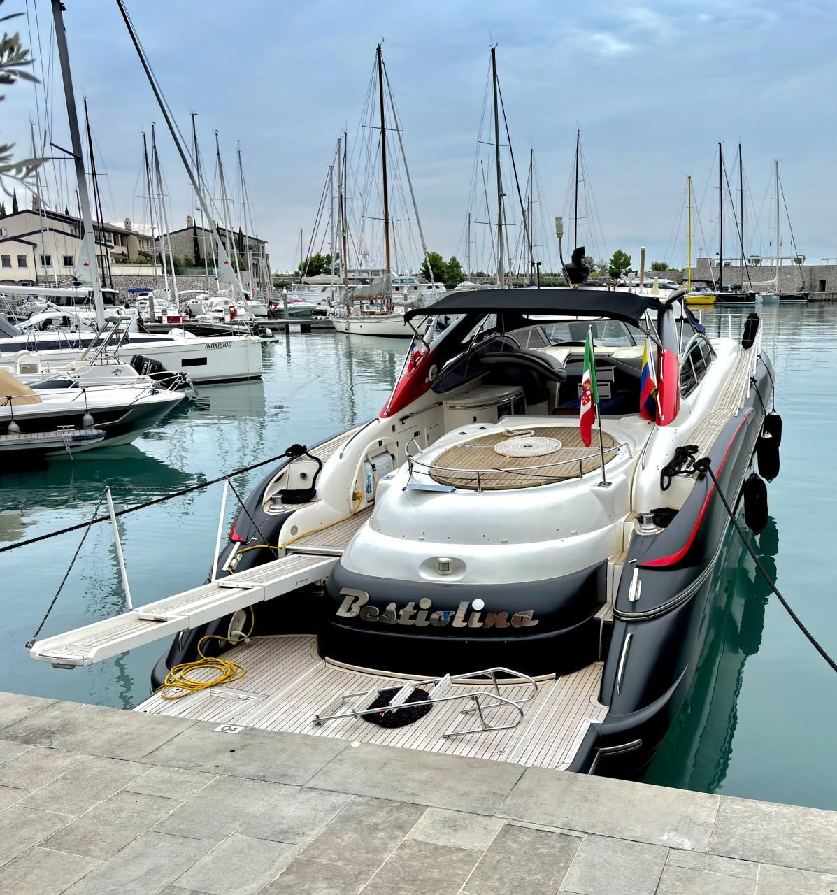 Sunseeker Predator 58