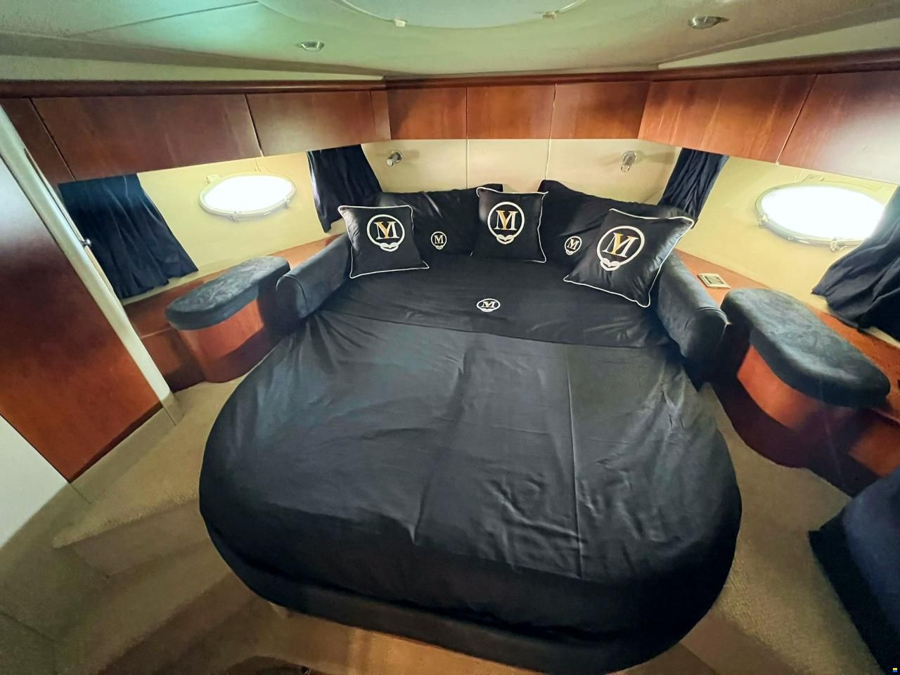 Sunseeker Predator 58