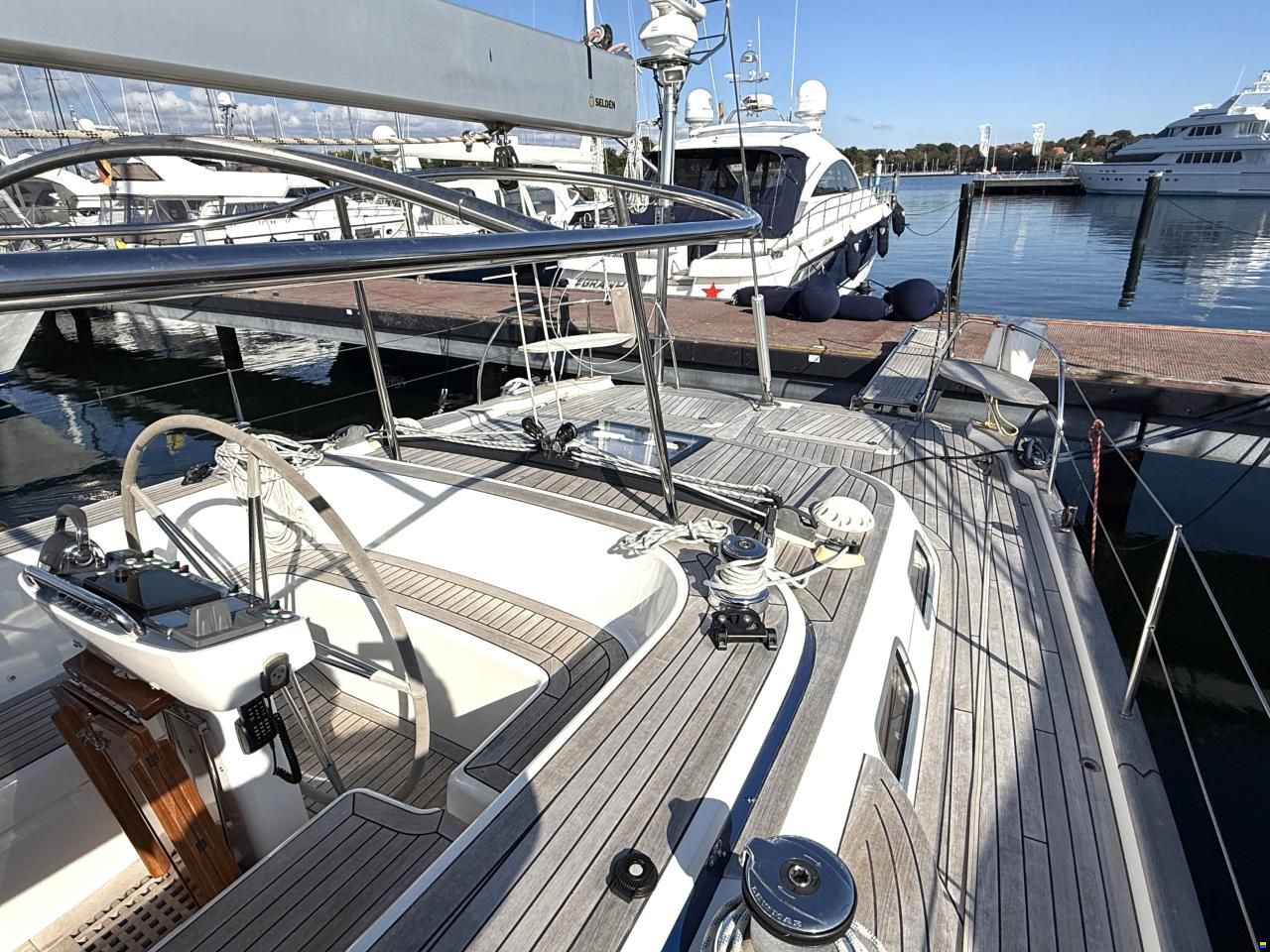 Hallberg-Rassy Hallberg Rassy 55