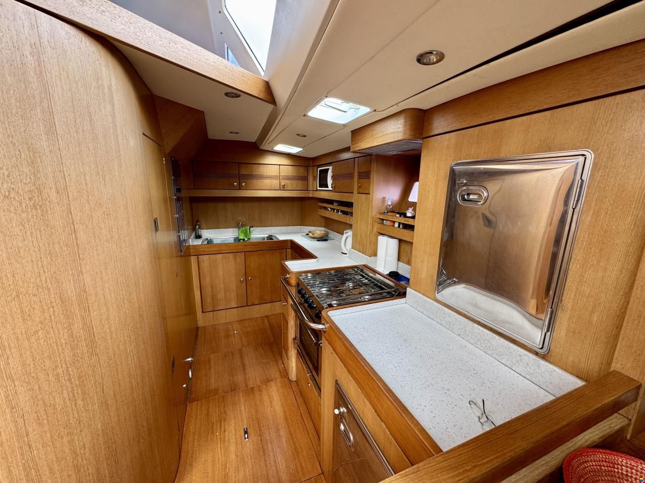 Grand Soleil 70