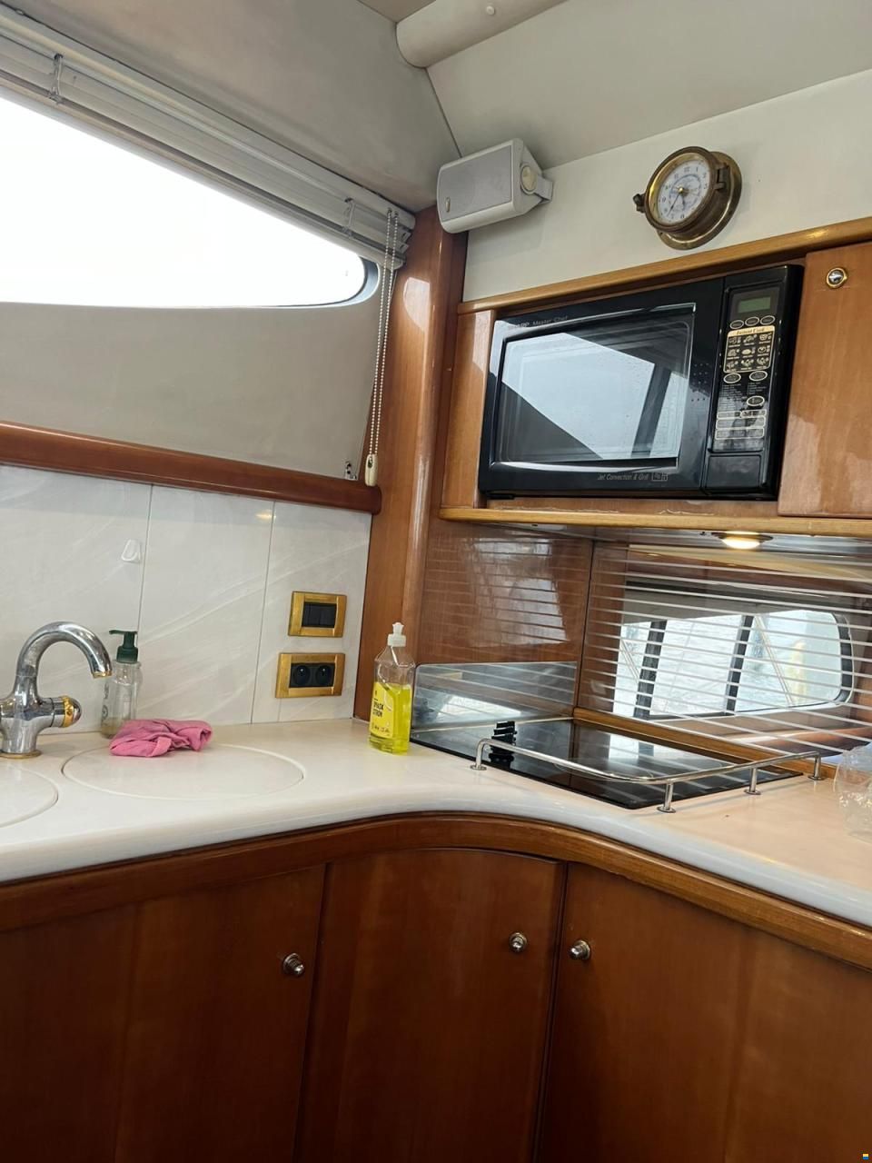 Sealine T51