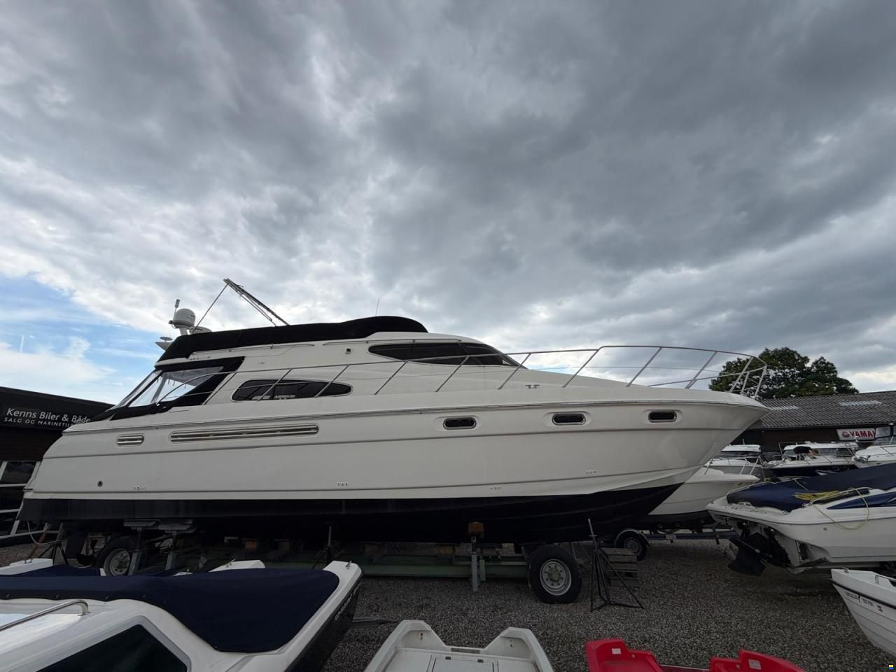 Sealine T51