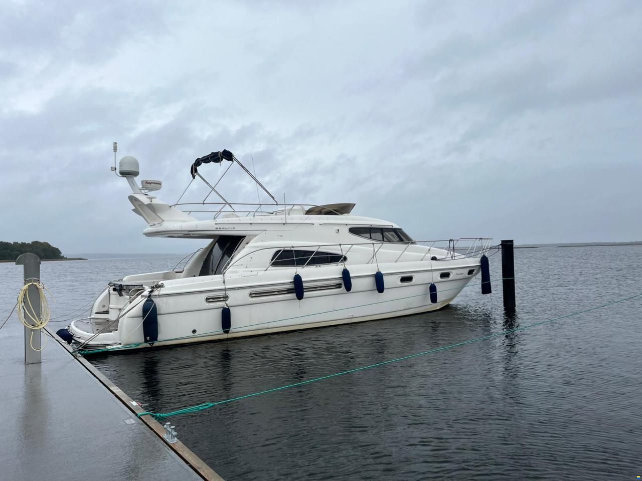 Sealine T51